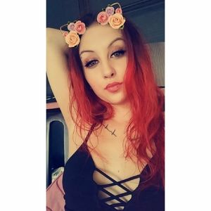 Meet your Posher, Alexia